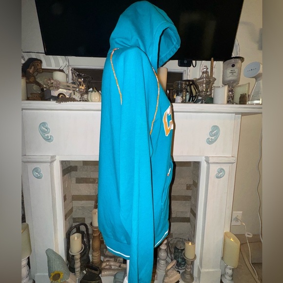 Cookies brand blue/yellow hoodie. Worn once!!  Great gift! EUC. Size L 🍪 - Picture 5 of 12